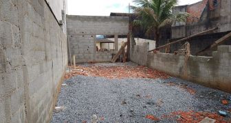  Casa  A VENDA REF- 2393